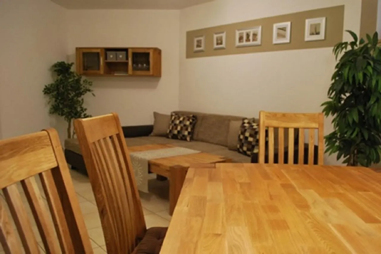 Ferienwohnung Am Mainradweg - Beuerlein Martin Kolitzheim 0*,